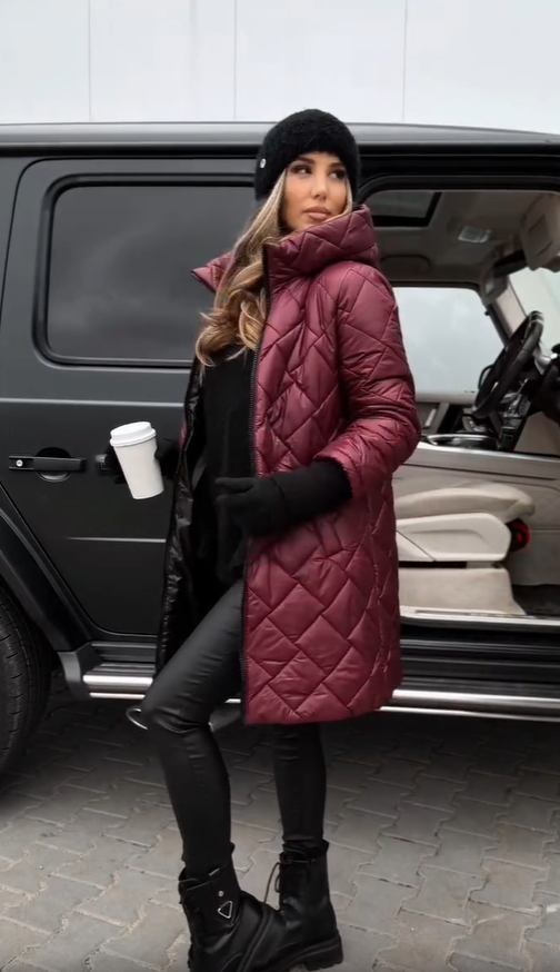 Bogna | Elegant quiltad dunjacka med huva – bild 7