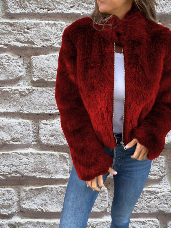Plysette - Kort Fuskpälsjacka För Vinterns Outfits – vinterjacka – bild 4