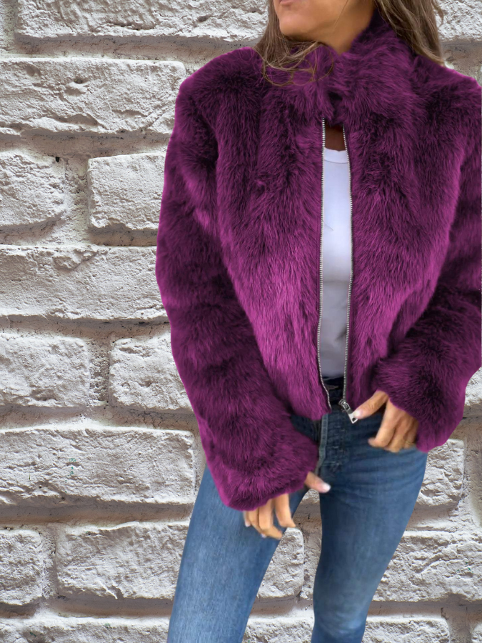 Plysette - Kort Fuskpälsjacka För Vinterns Outfits – vinterjacka – bild 5